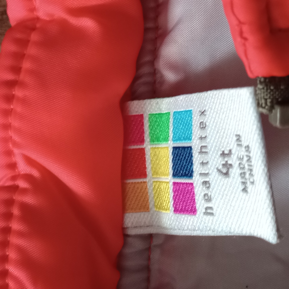 Vest - Picture 5 of 5